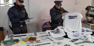 Scoperto laboratorio abusivo per la realizzazione di “griffe” contraffatte