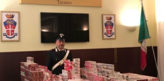Sequestrati 50 kg di sigarette di contrabbando in un circolo del quartiere “Paolo VI”