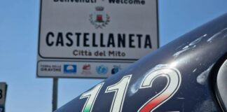 Accoltella alla gola un uomo, arrestato 22enne