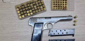 In vacanza con armi e munizioni detenute abusivamente, 56enne turista milanese arrestato a Castellaneta