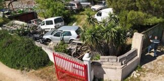 Manduria, auto fuori uso abbandonate su terreni privati e attività di demolizione abusiva