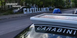 Castellaneta, aggredisce e tenta di rapinare la propria donna: 22enne arrestato