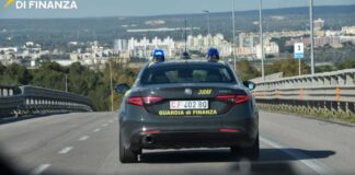 Lotte tra clan a Taranto: 5 arresti per detenzione e porto d’armi
