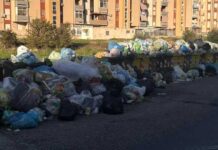 Emergenza rifiuti a Taranto, 10 consiglieri comunali scrivono al Prefetto