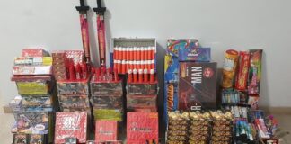 Botti illegali, due persone denunciate dalla Polizia: sequestrati oltre 10 chili di materiale