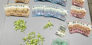 Nascondeva 100 dosi di cocaina nel giubbotto, arrestato un 17enne